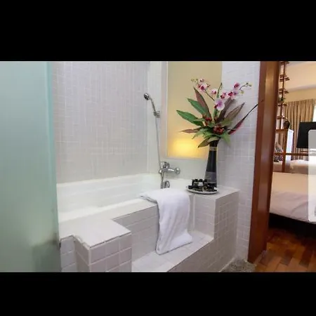 Peninsula Semantan Suites Kuala Lumpur Exterior photo